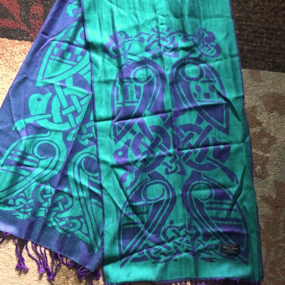 wool elegant Irish Celtic knot shawl. Artisan made